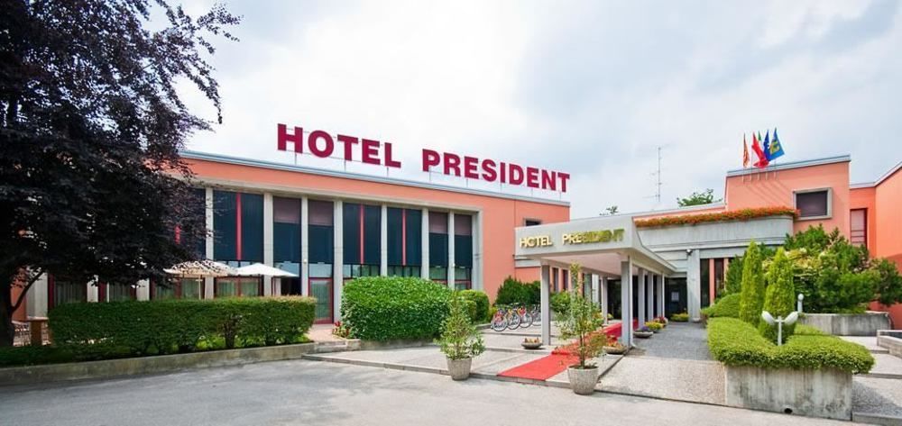 Grand Hotel President Spilimbergo Εξωτερικό φωτογραφία